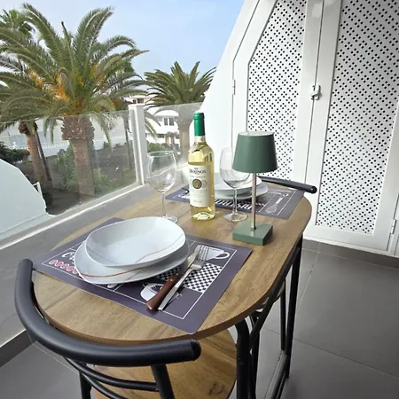 Daire Adriana House 50 Metros Al Mar *